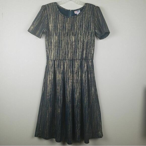 Lularoe | Elegant Collection, Amelia in size Medium - Picture 1 of 7